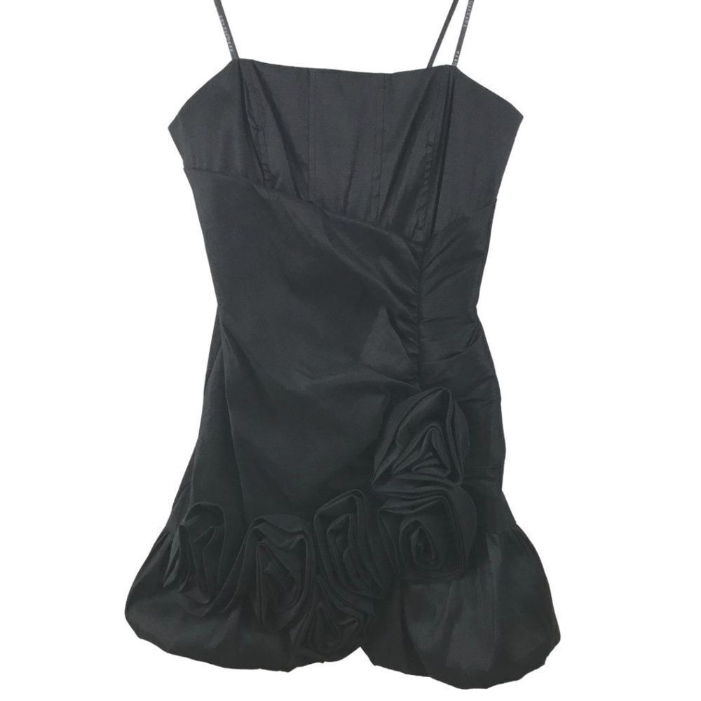 ‎Masquerade strapless black dress